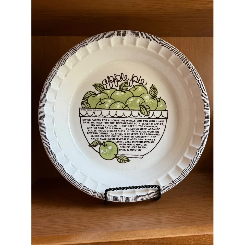 Vintage 1983 Royal China Co Country Harvest Apple Pie Recipe Plate 11 Inch USA